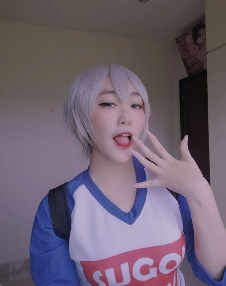 国产三男一女4p免费男黑人_蓝光完整在线观看