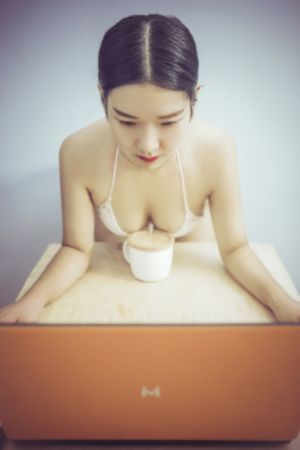 羞羞视频免费入口久久_BD高清在线观看