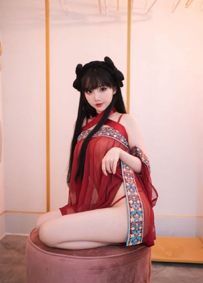 国产偷窥出租屋视频大全_剧情片高清完整版
