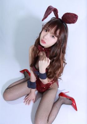 丝袜美腿制服诱惑一区二区_720日韩电影在线